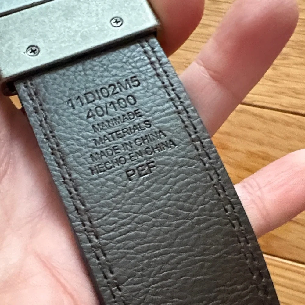 Dickies Dark Leather Reversible Belt with Metallic Buckle
